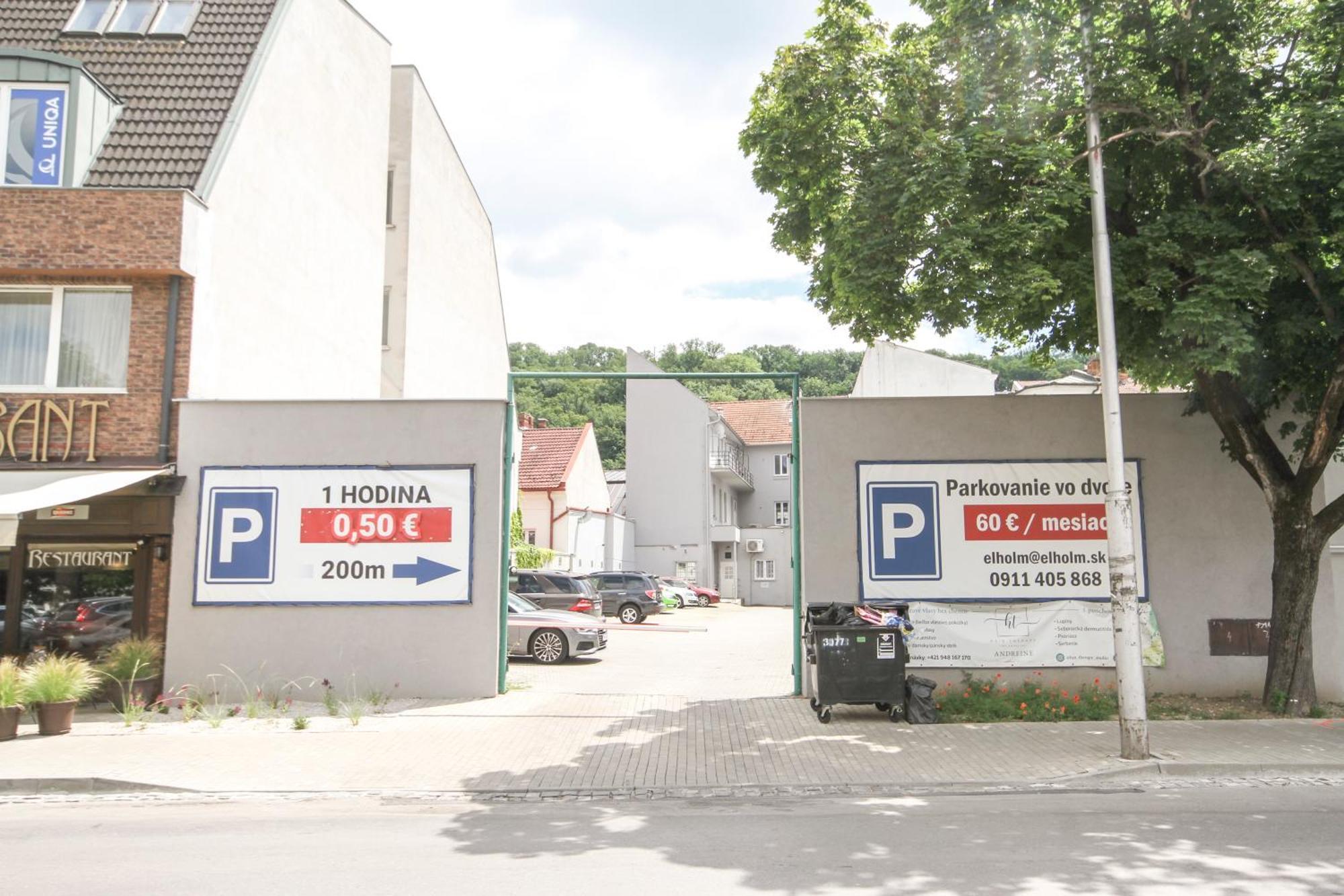 Apartman Vita Deluxe Trenčín Eksteriør bilde