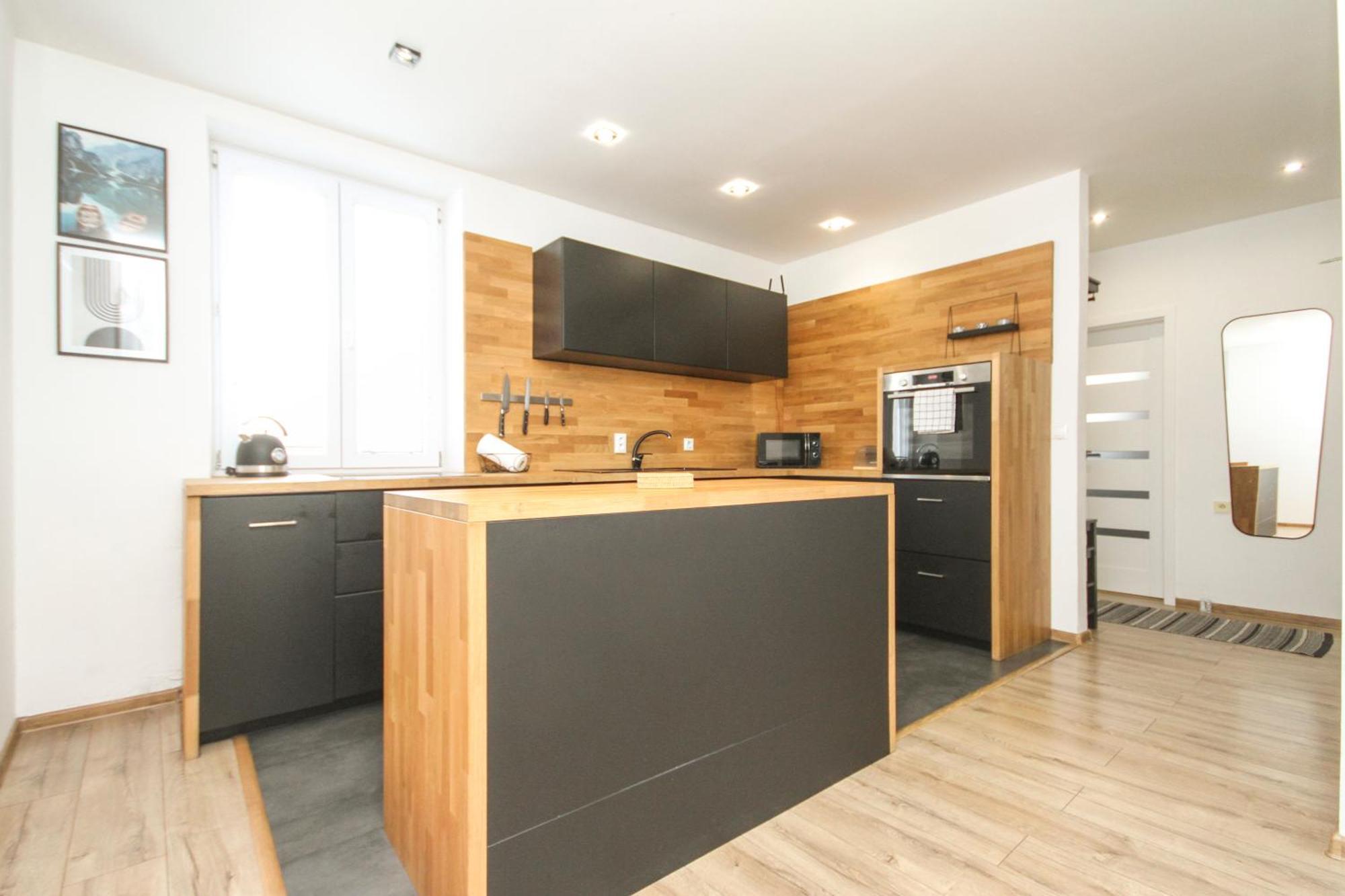 Apartman Vita Deluxe Trenčín Eksteriør bilde